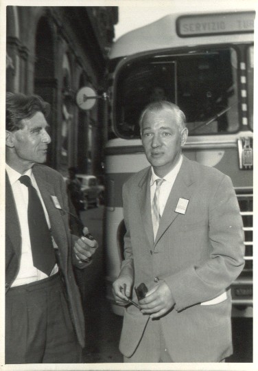 Aafjes, Bertus - Foto met A. den Doolaard in Napels.