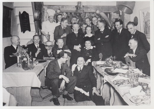 Groot e.a., Jan H. de - Foto van een schrijverspartijtje.