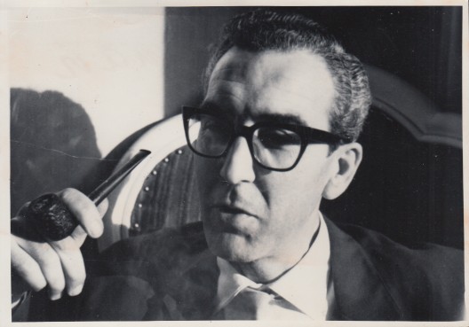 Brakman, Willem - Originele foto van een jonge Brakman met pijp.