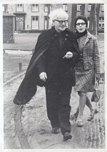 Stutvoet, Cor - Originele foto van Jacq. van Hattum.
